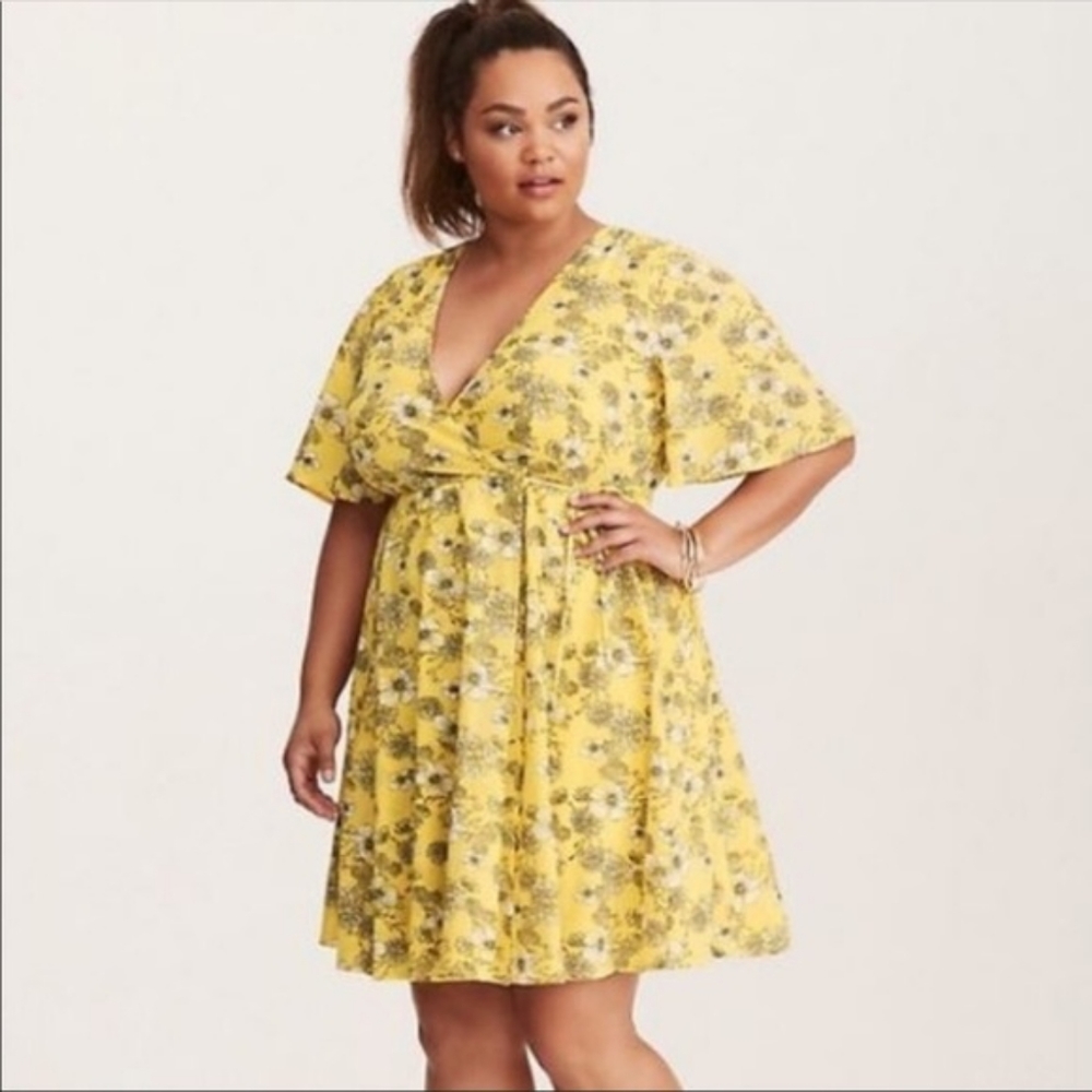 26 Torrid Yellow Floral Wrap Dress